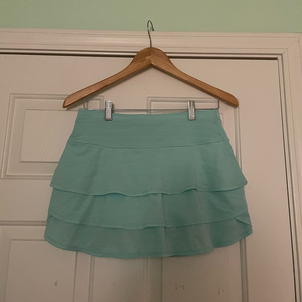 Athleta tiered skirt
